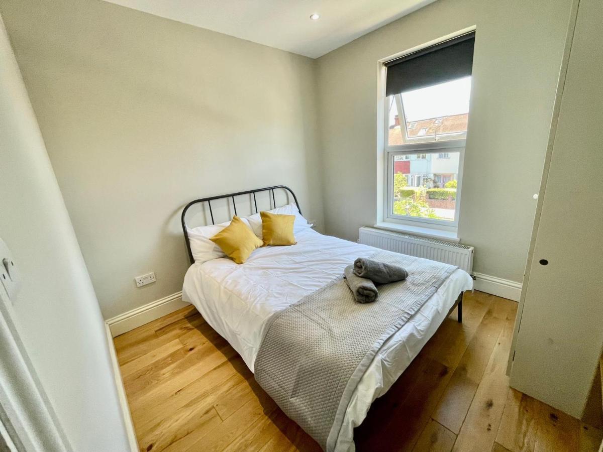 Cosy 1 Bedroom Flat! 런던 외부 사진